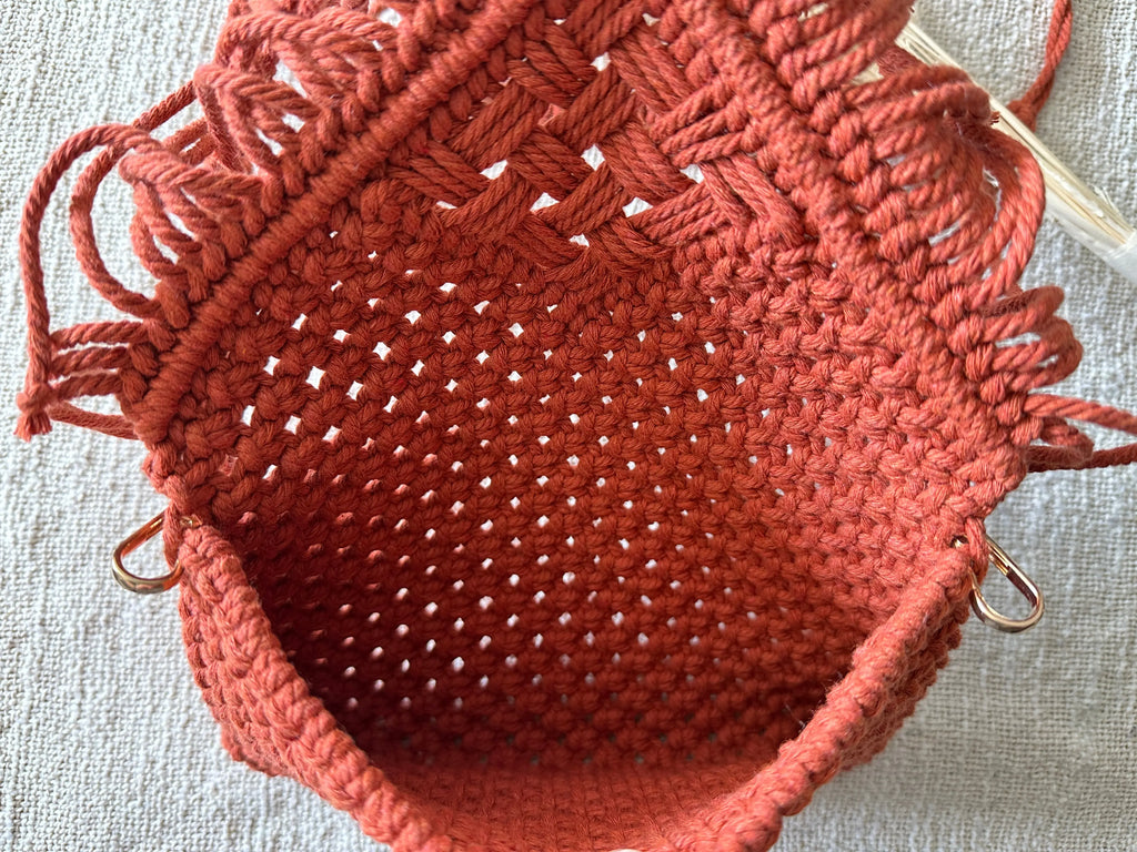 Sac bandoulière en macramé Carina S. Créations