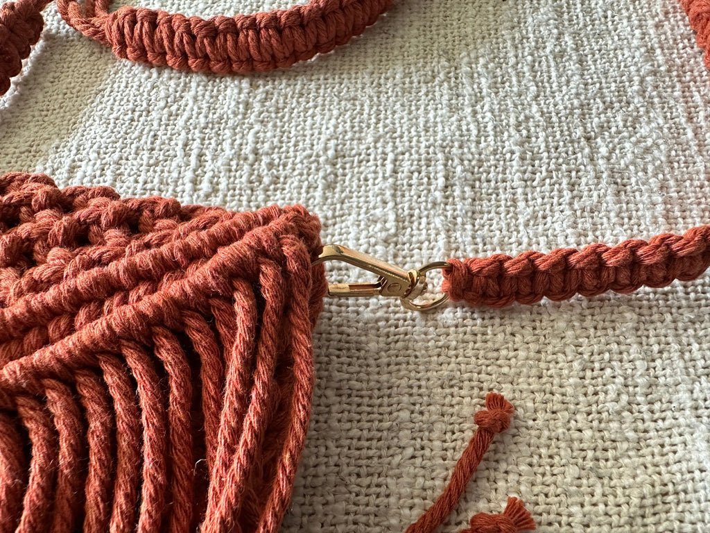 Sac bandoulière en macramé Carina S. Créations