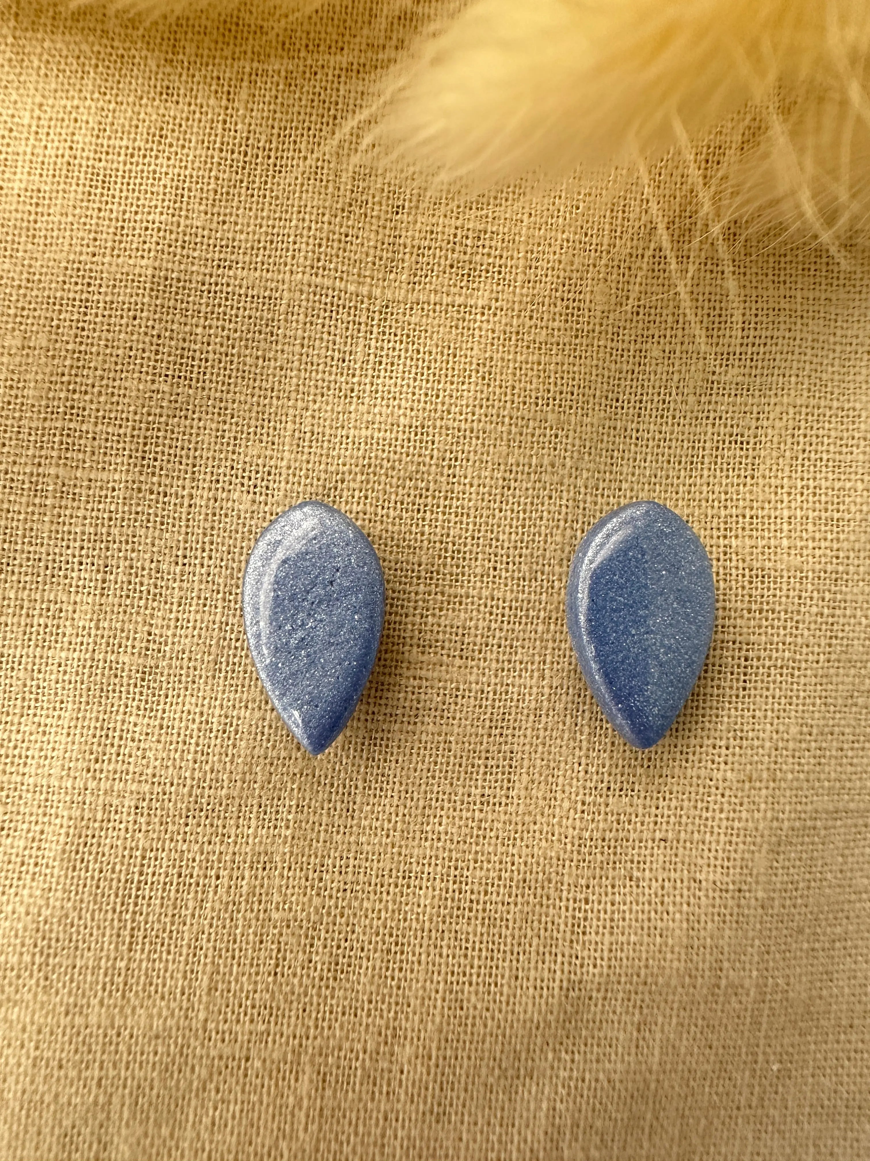 Puces D'oreille goutte Carina S. Créations